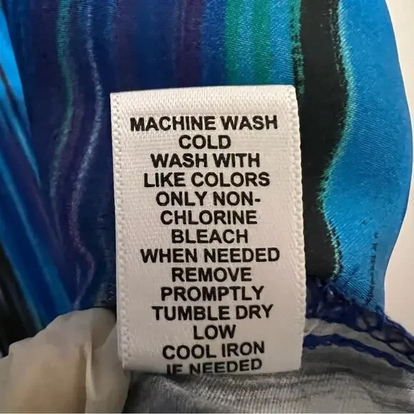 Cato V-neck Pull Over Blouse | Women’s Size Large - Picture 7 of 7